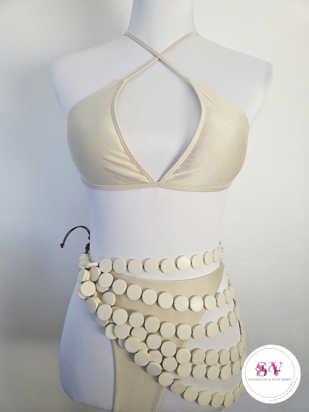 Cream beaded wooden belt